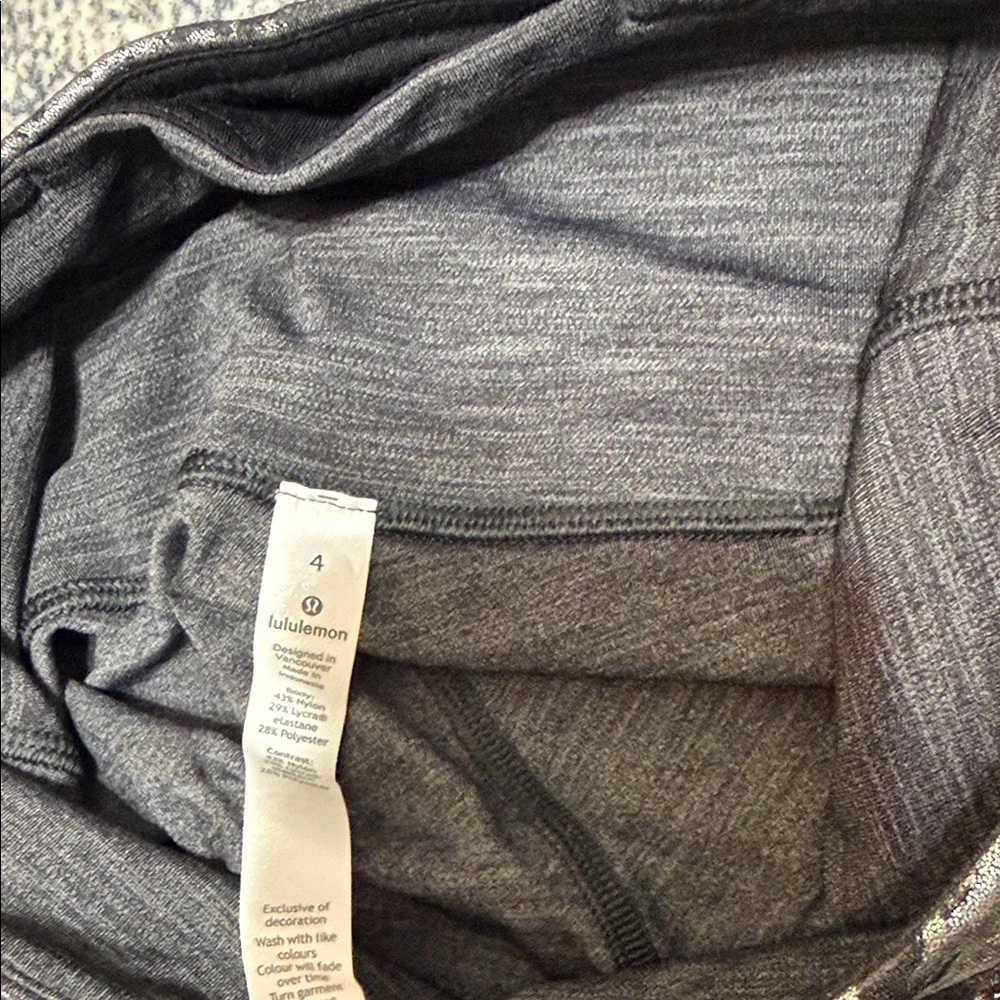 Lululemon Patterned Black & Gray Athletic Leggings - Picture 4 of 4